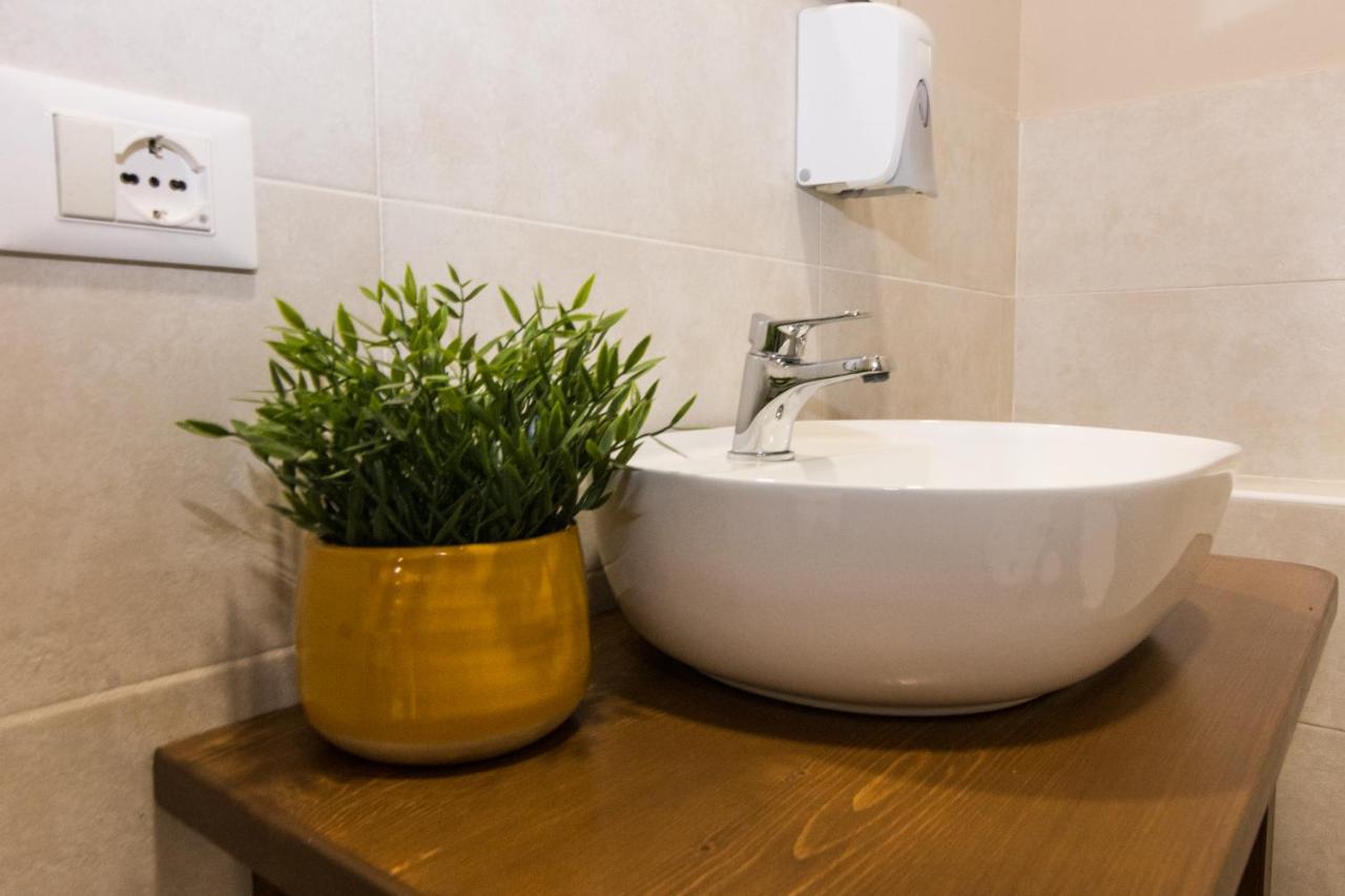 Dimora Lupo_Lifestyle B&B Catane Extérieur photo